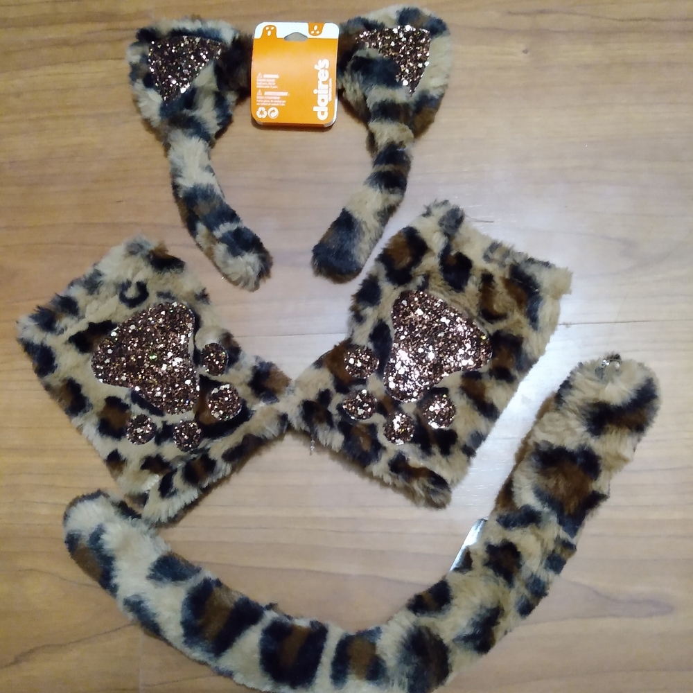 NWT "CLAIRES" 3PC accessories - Picture 1 of 4